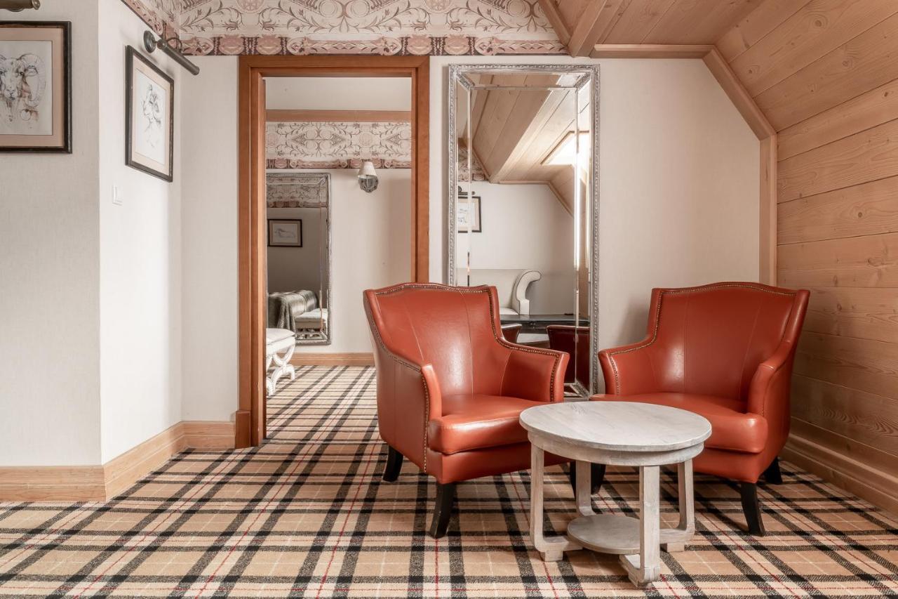Aries Suite