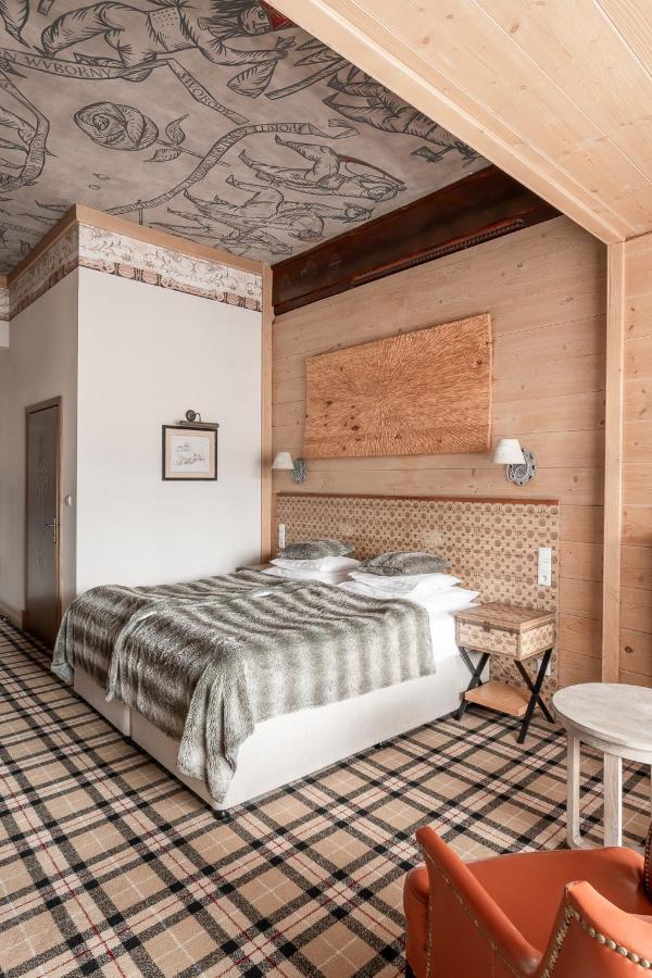 Renaissance Double Room Balcony